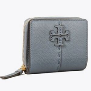 LIKE NEW Tory Burch MCGRAW BIFOLD Wallet